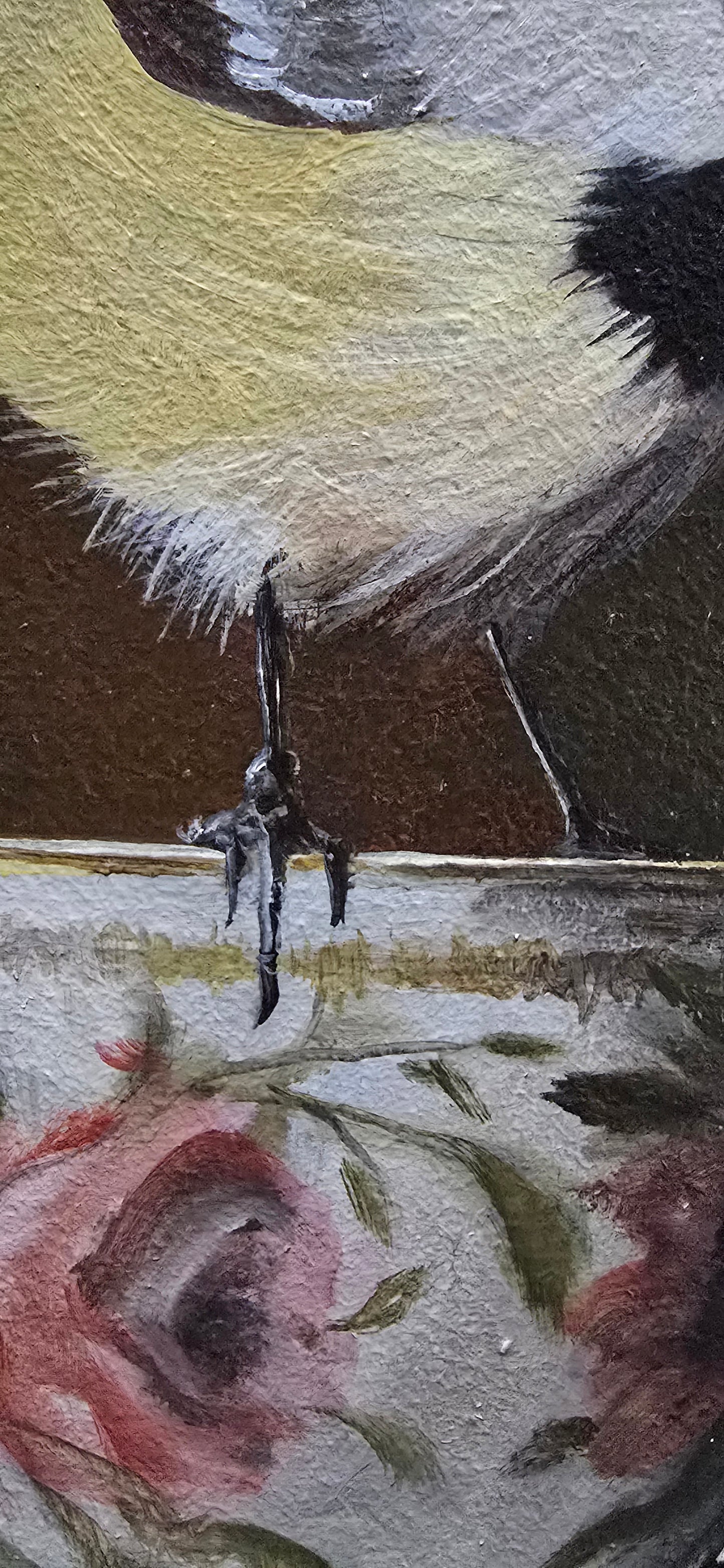 Brid on teacup